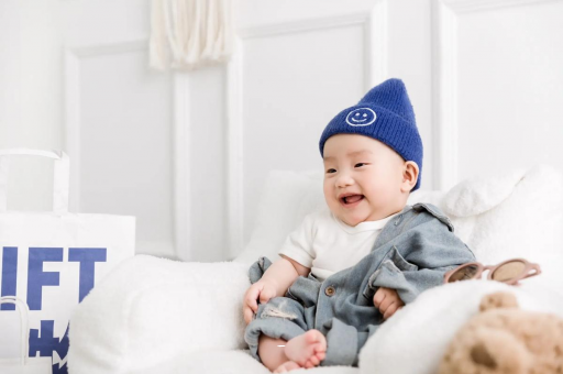 临汾4个月宝宝干呕 临汾4个月宝宝干呕